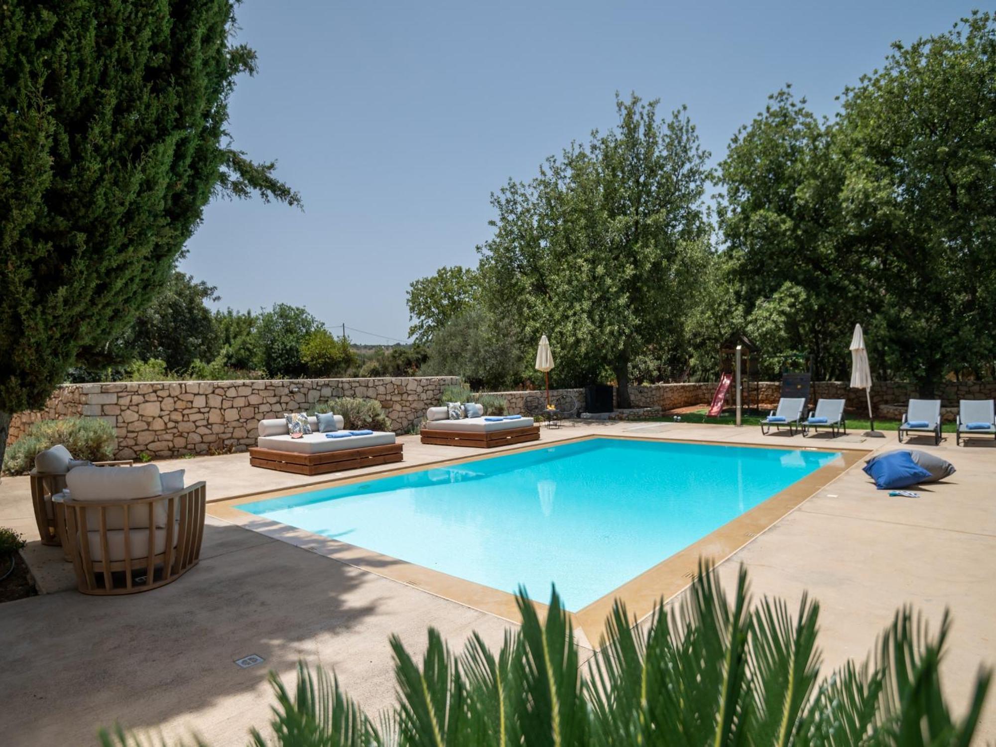 Villa Ellie - Heated Pool, Playground, Garden & Bbq! Vederoi Exteriér fotografie
