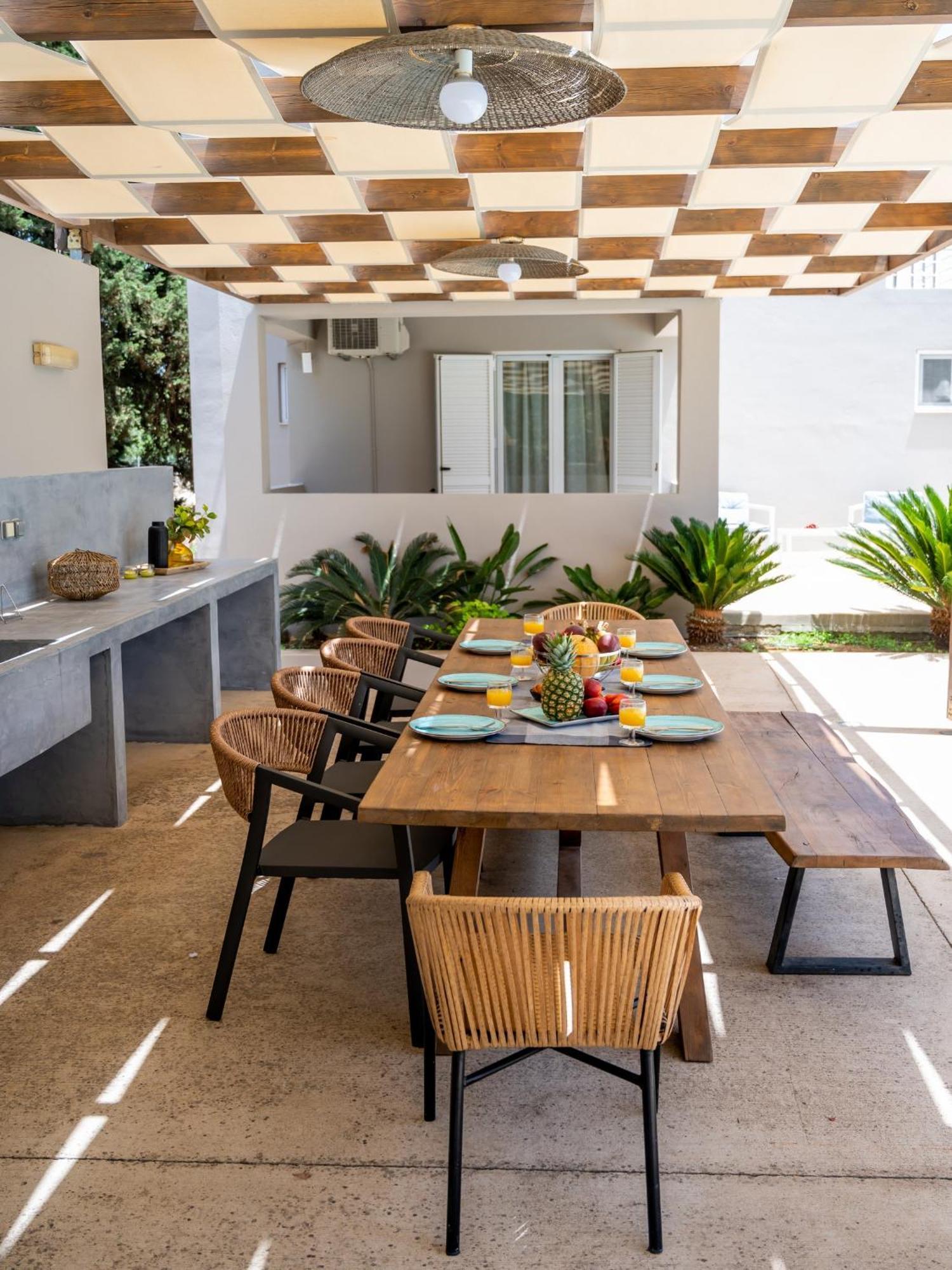 Villa Ellie - Heated Pool, Playground, Garden & Bbq! Vederoi Exteriér fotografie